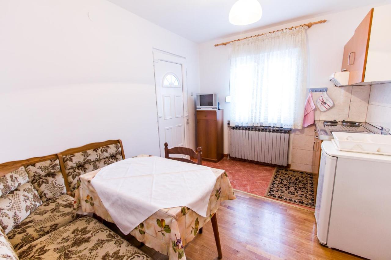 Apartments & Rooms Krk Krk Island Δωμάτιο φωτογραφία